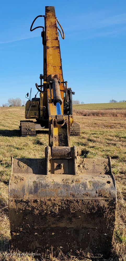 image for item JE9278 2001 Caterpillar 322CL  long reach excavator