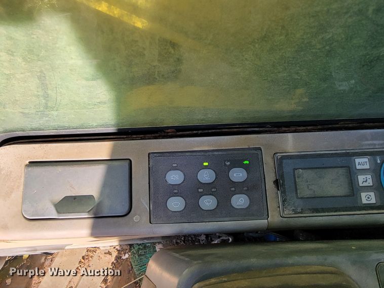 image for item JE9278 2001 Caterpillar 322CL  long reach excavator