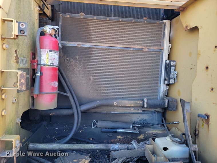 image for item JE9278 2001 Caterpillar 322CL  long reach excavator