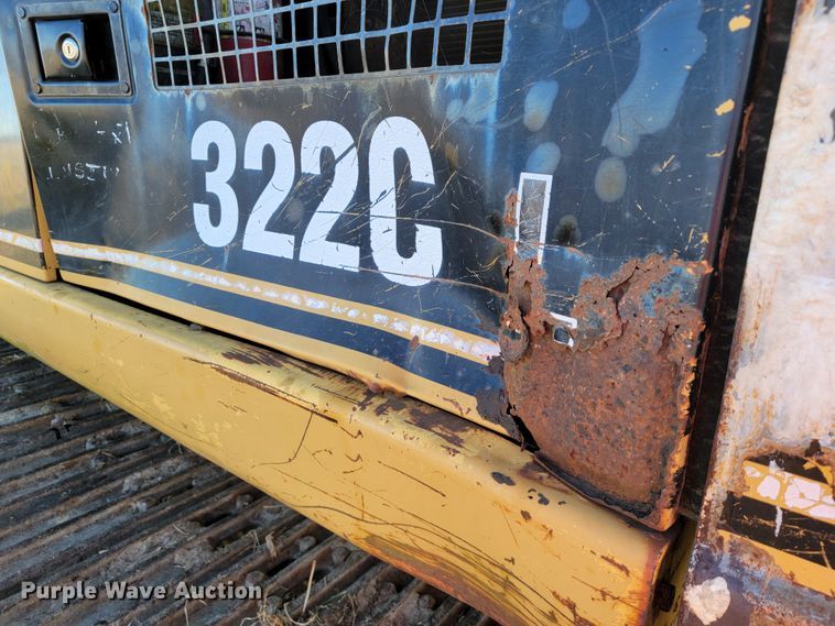 image for item JE9278 2001 Caterpillar 322CL  long reach excavator