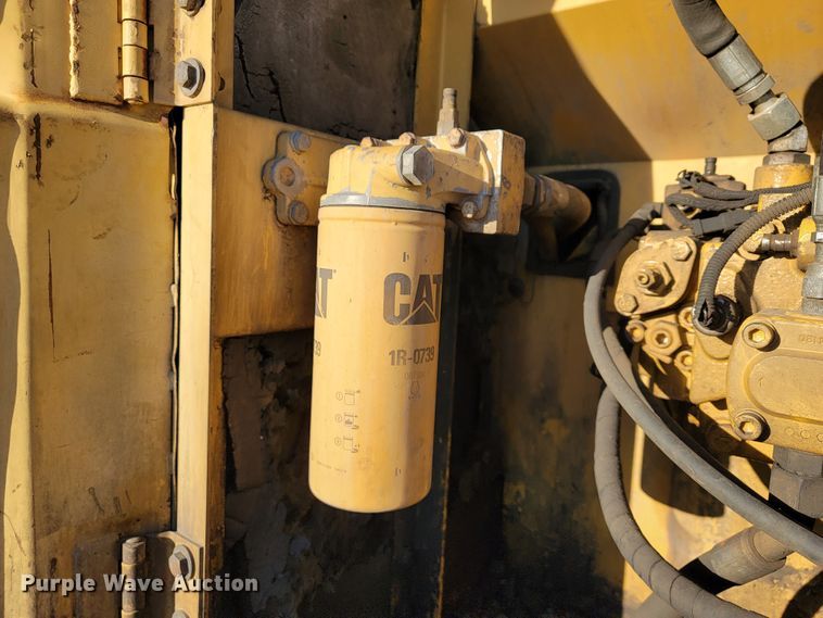 image for item JE9278 2001 Caterpillar 322CL  long reach excavator