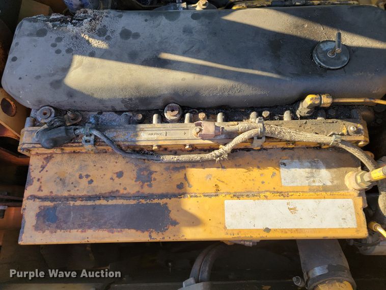 image for item JE9278 2001 Caterpillar 322CL  long reach excavator