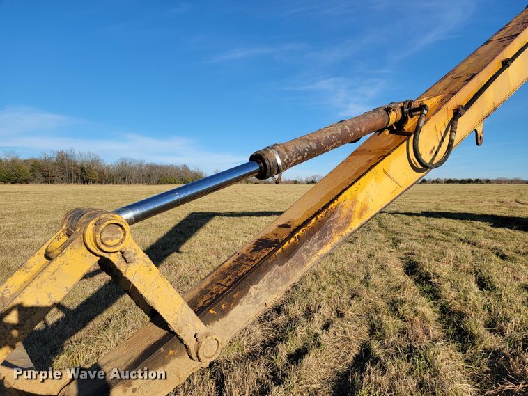 image for item JE9278 2001 Caterpillar 322CL  long reach excavator