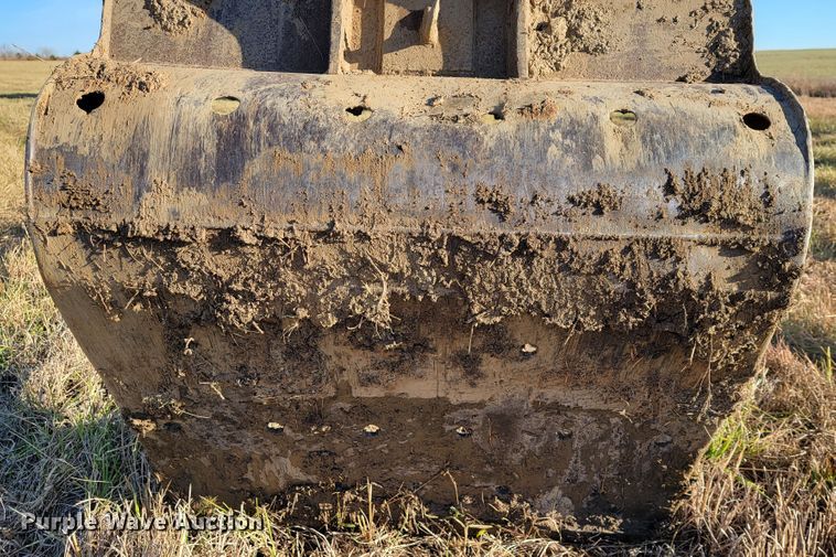 image for item JE9278 2001 Caterpillar 322CL  long reach excavator