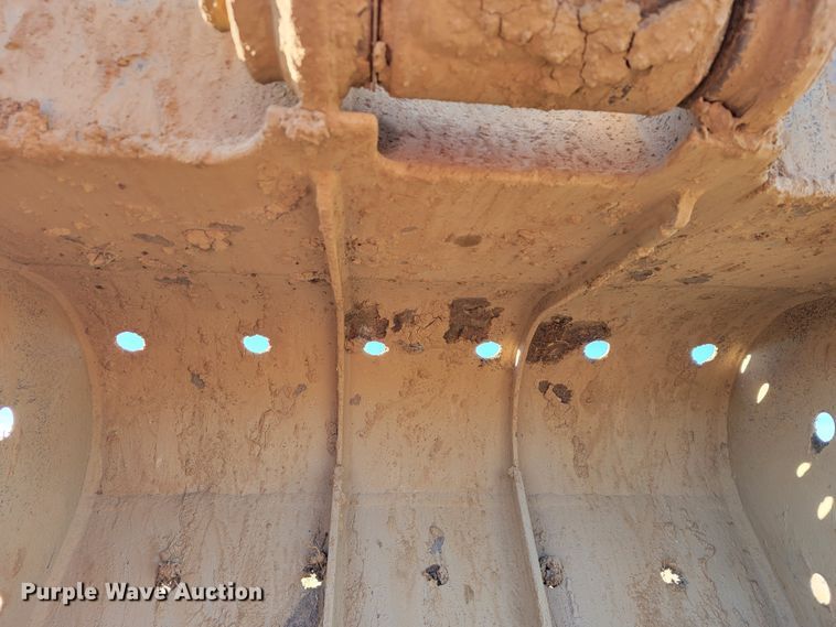 image for item JE9278 2001 Caterpillar 322CL  long reach excavator