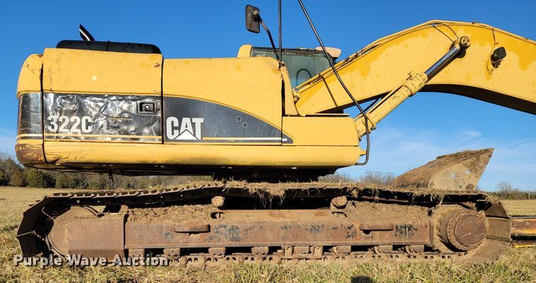 image for item JE9278 2001 Caterpillar 322CL  long reach excavator