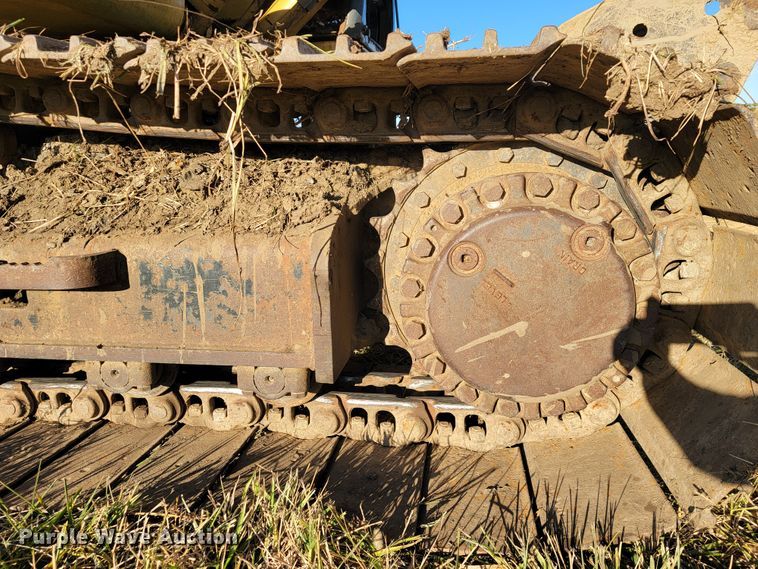 image for item JE9278 2001 Caterpillar 322CL  long reach excavator