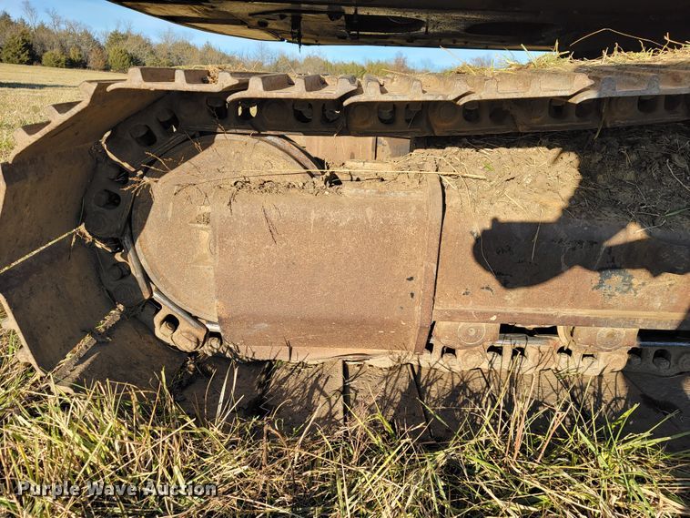 image for item JE9278 2001 Caterpillar 322CL  long reach excavator