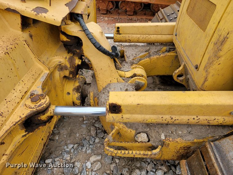 image for item JE9302 2011 Komatsu D51PX-22  dozer