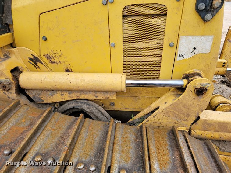 image for item JE9302 2011 Komatsu D51PX-22  dozer