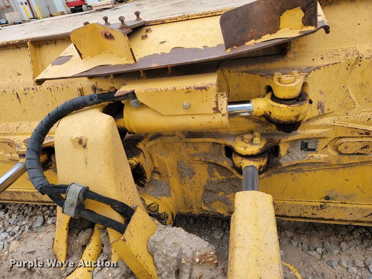 image for item JE9302 2011 Komatsu D51PX-22  dozer