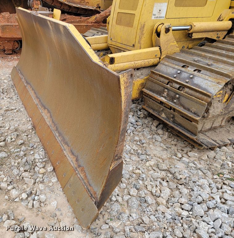 image for item JE9302 2011 Komatsu D51PX-22  dozer