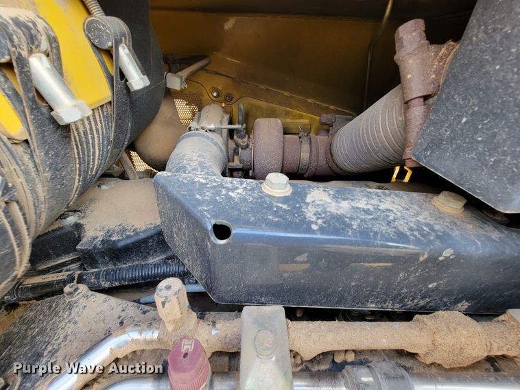 image for item JE9302 2011 Komatsu D51PX-22  dozer