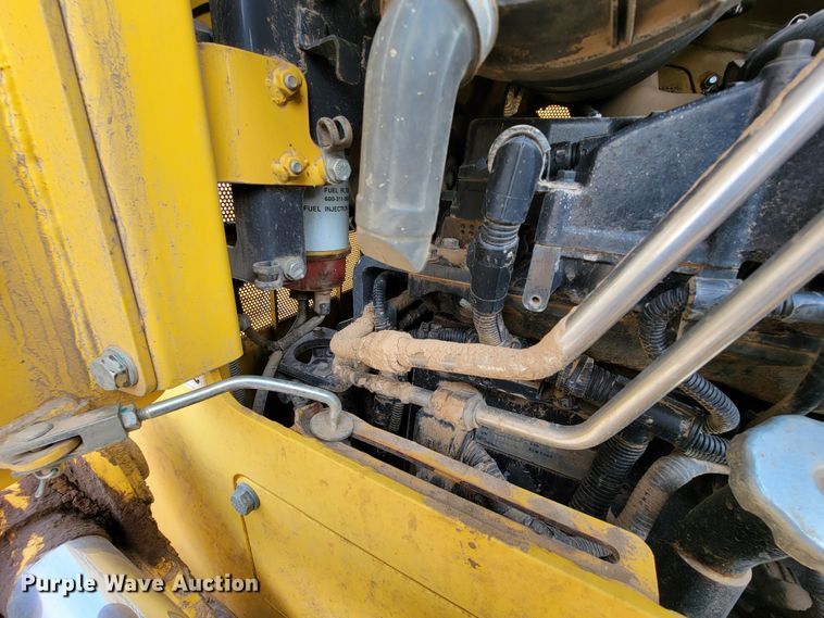 image for item JE9302 2011 Komatsu D51PX-22  dozer