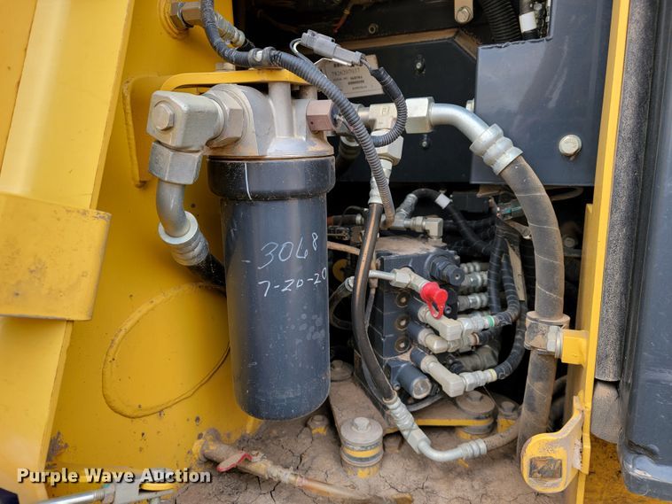 image for item JE9302 2011 Komatsu D51PX-22  dozer