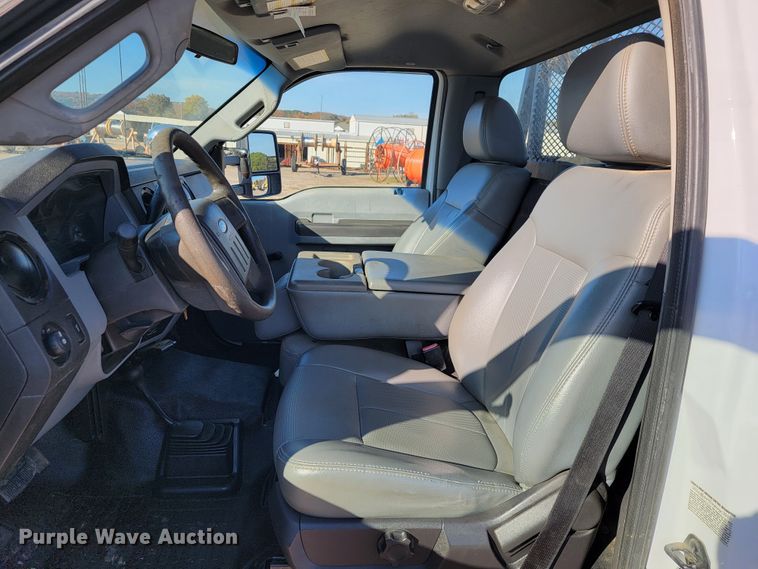 image for item JE9308 2011 Ford F450 Super Duty XL  flatbed truck