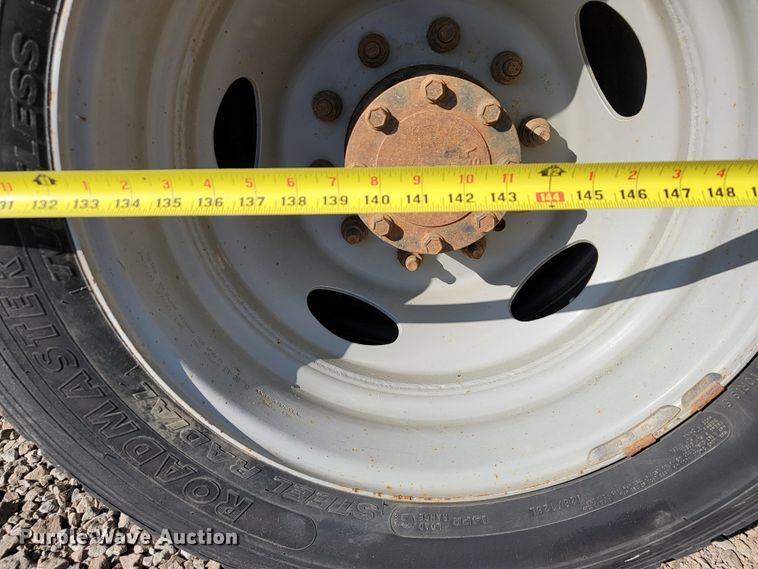 image for item JE9308 2011 Ford F450 Super Duty XL  flatbed truck