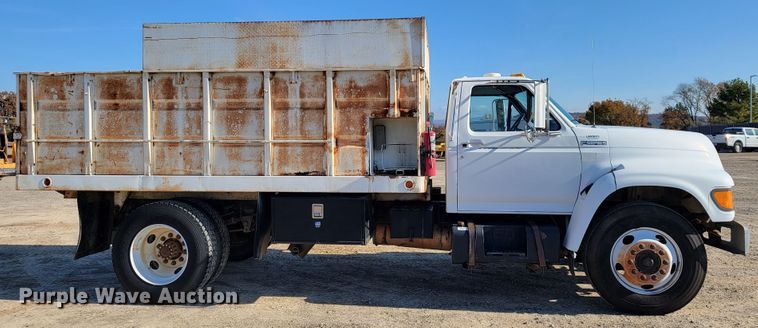 image for item JE9309 1999 Ford F800  dump truck