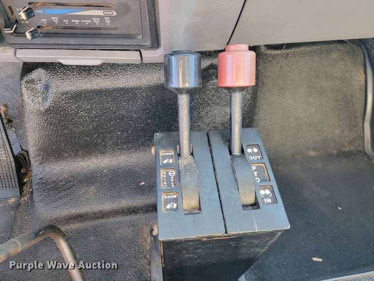 image for item JE9309 1999 Ford F800  dump truck