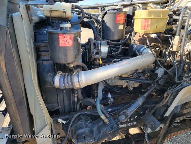 image for item JE9309 1999 Ford F800  dump truck