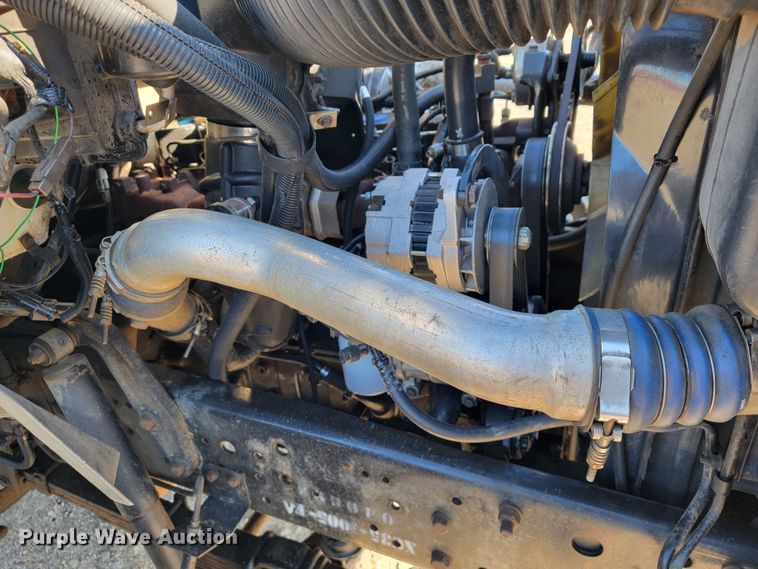 image for item JE9309 1999 Ford F800  dump truck