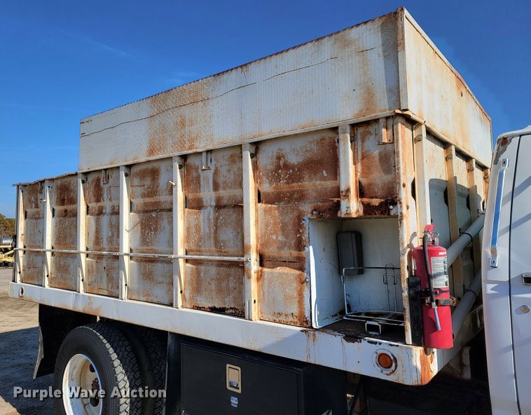 image for item JE9309 1999 Ford F800  dump truck