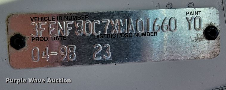 image for item JE9309 1999 Ford F800  dump truck