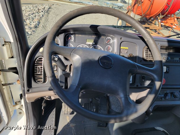 image for item JE9310 2009 Freightliner Business Class M2 106  crane truck