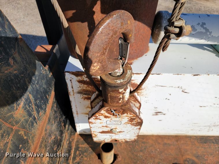 image for item JE9310 2009 Freightliner Business Class M2 106  crane truck