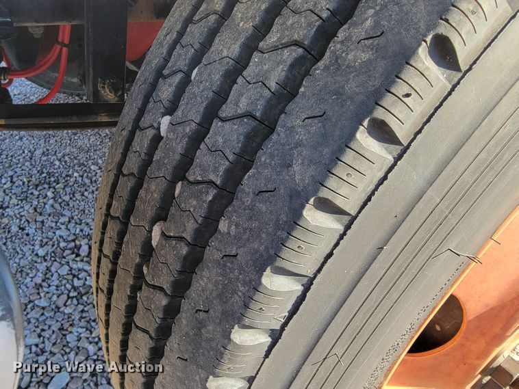 image for item JE9310 2009 Freightliner Business Class M2 106  crane truck