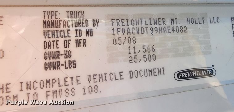 image for item JE9310 2009 Freightliner Business Class M2 106  crane truck