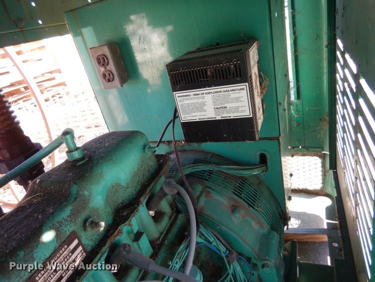 image for item JI9267 Onan 30EK-B22432R  generator