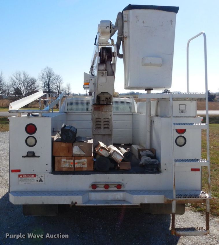 image for item JI9268 1993 Ford F450 Super Duty  bucket truck