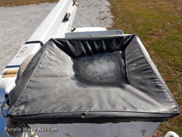 image for item JI9268 1993 Ford F450 Super Duty  bucket truck