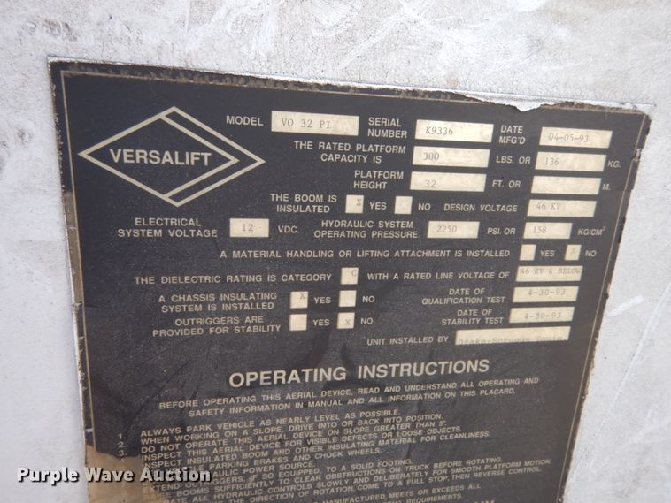 image for item JI9268 1993 Ford F450 Super Duty  bucket truck