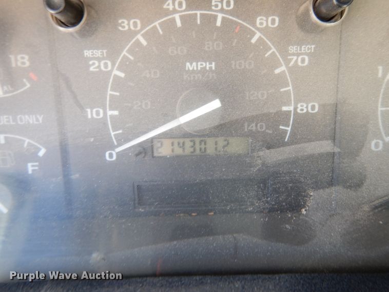 image for item JI9268 1993 Ford F450 Super Duty  bucket truck