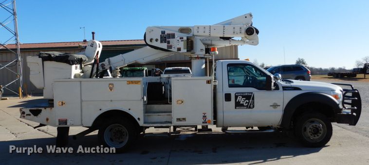 image for item JI9269 2012 Ford F550 Super Duty XL  bucket truck