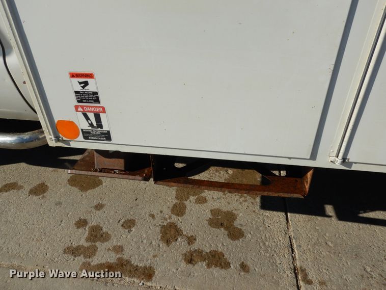 image for item JI9269 2012 Ford F550 Super Duty XL  bucket truck