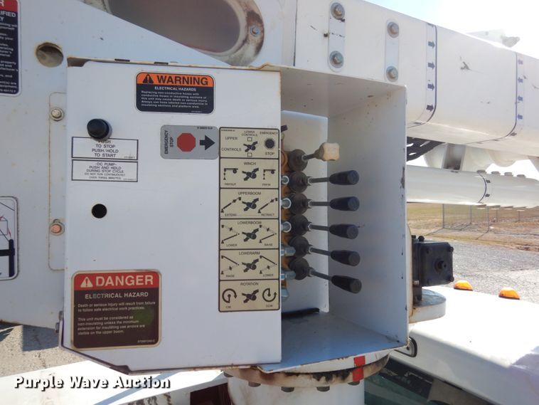 image for item JI9269 2012 Ford F550 Super Duty XL  bucket truck