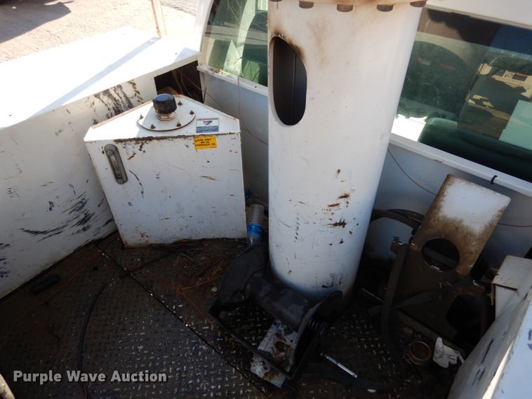 image for item JI9269 2012 Ford F550 Super Duty XL  bucket truck