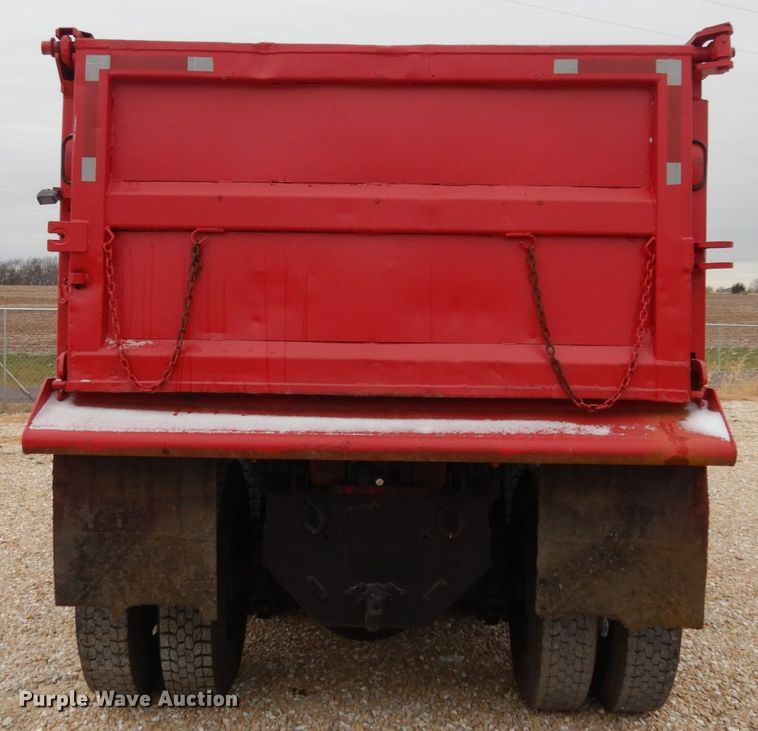 image for item JI9270 2006 Sterling L9500  dump truck
