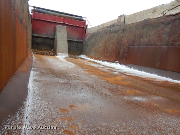 image for item JI9270 2006 Sterling L9500  dump truck