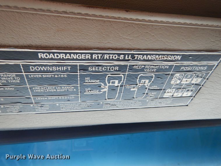 image for item JI9270 2006 Sterling L9500  dump truck