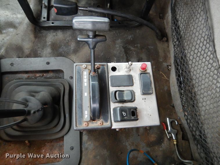 image for item JI9270 2006 Sterling L9500  dump truck