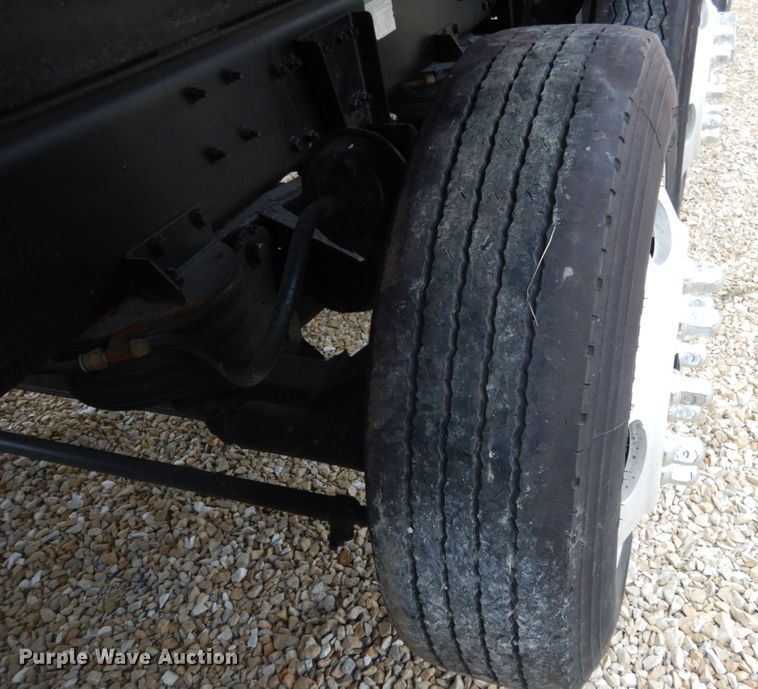 image for item JI9270 2006 Sterling L9500  dump truck