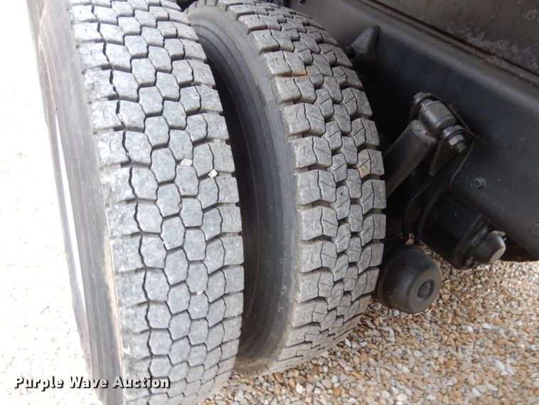 image for item JI9270 2006 Sterling L9500  dump truck