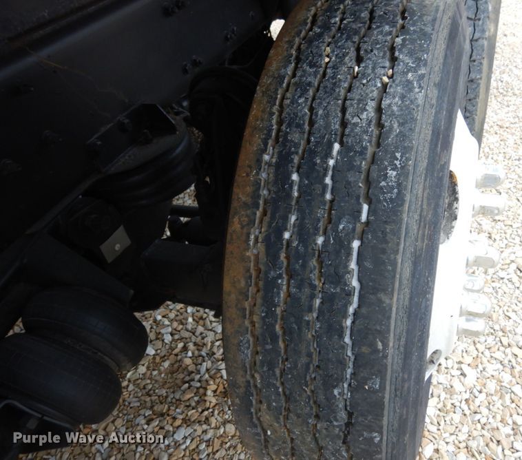 image for item JI9270 2006 Sterling L9500  dump truck