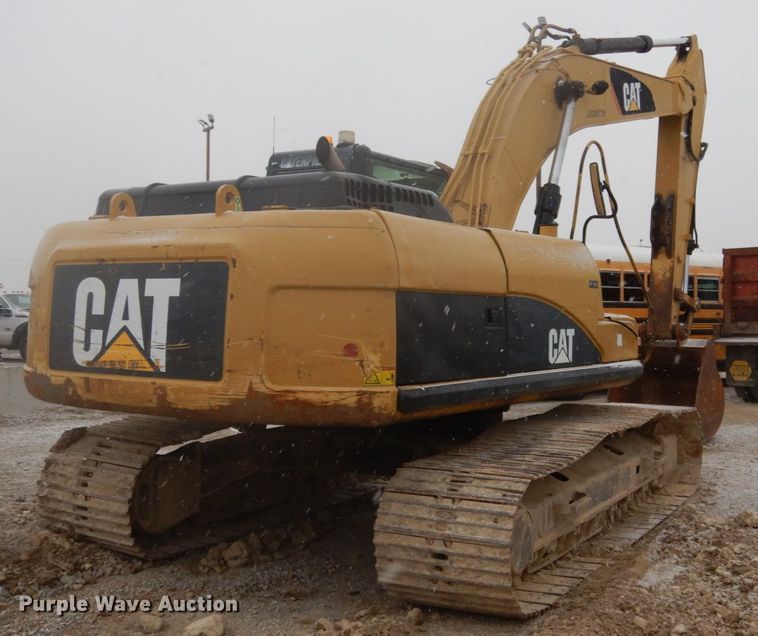 image for item JI9273 2008 Caterpillar 324D  excavator
