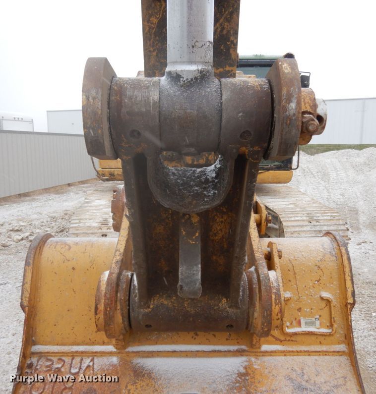 image for item JI9273 2008 Caterpillar 324D  excavator