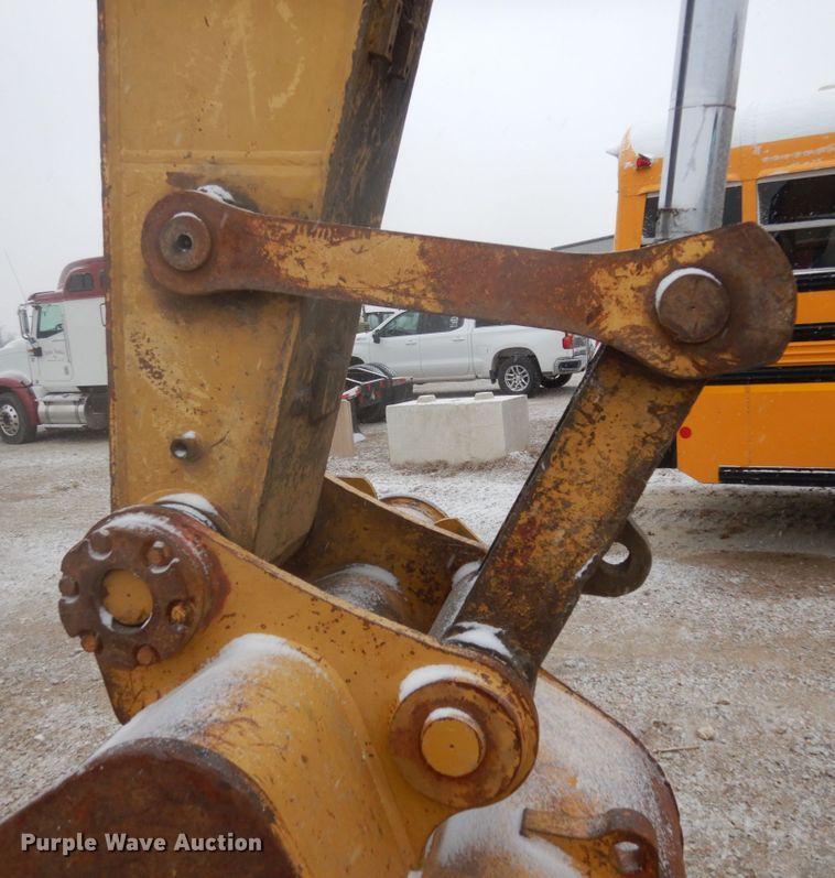 image for item JI9273 2008 Caterpillar 324D  excavator